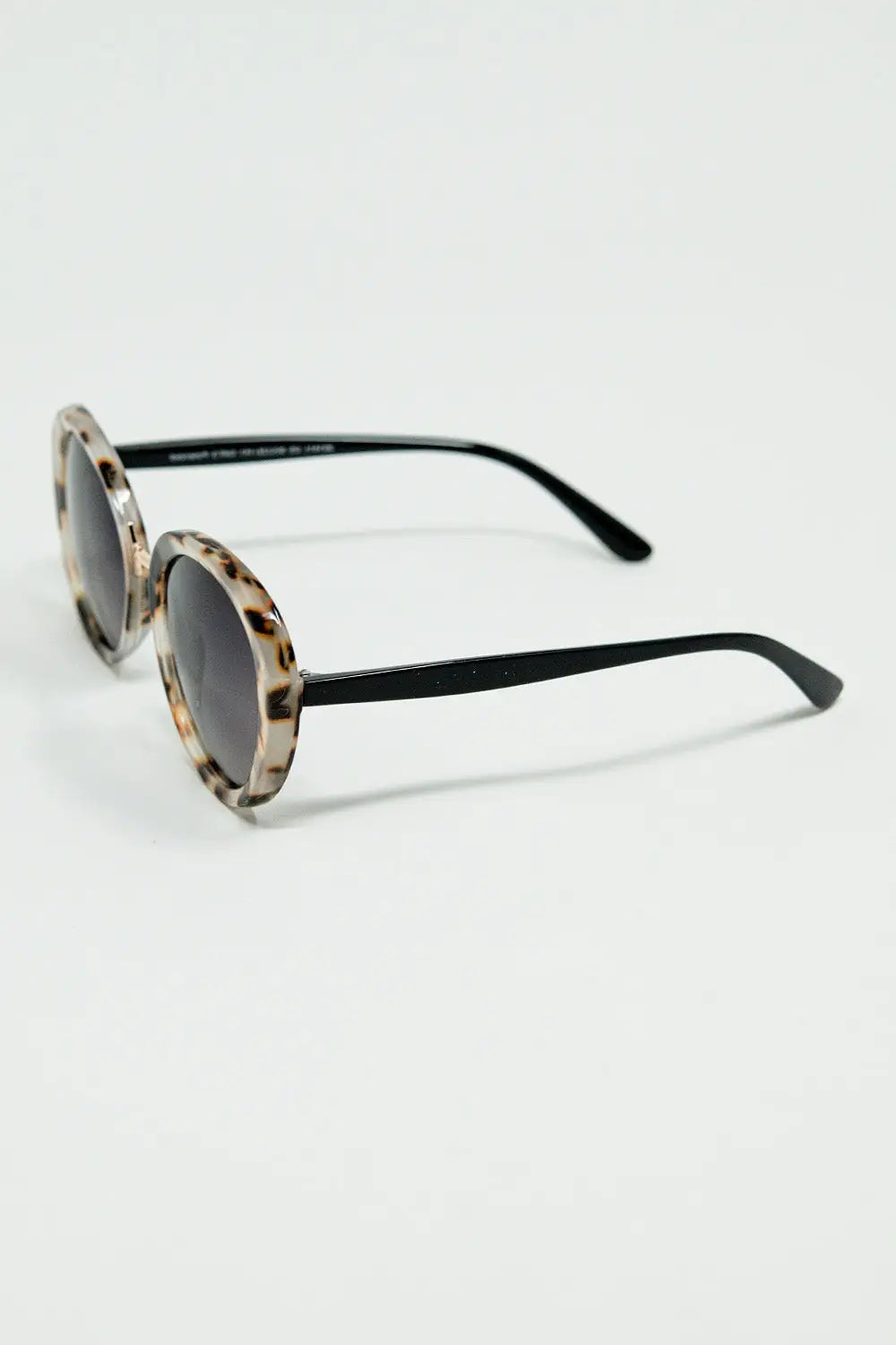 Beige Sunset Spot Oval Shaped Sunglasses - One Size / Beige - Sunglasses