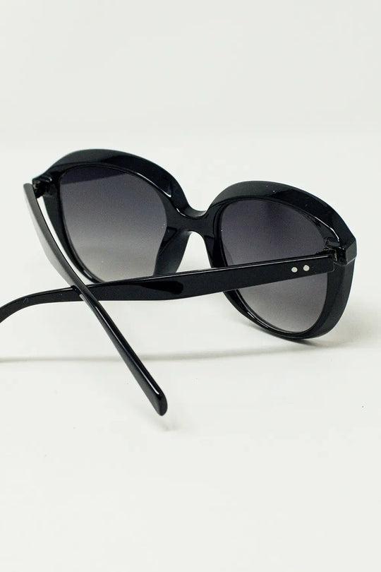 Big Round Sunglasses In Black - One Size / Black