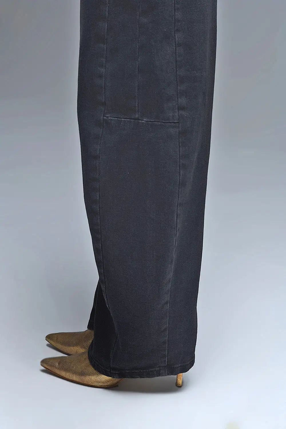 Black Barrel Jeans With Side Seam Detail - Jeans