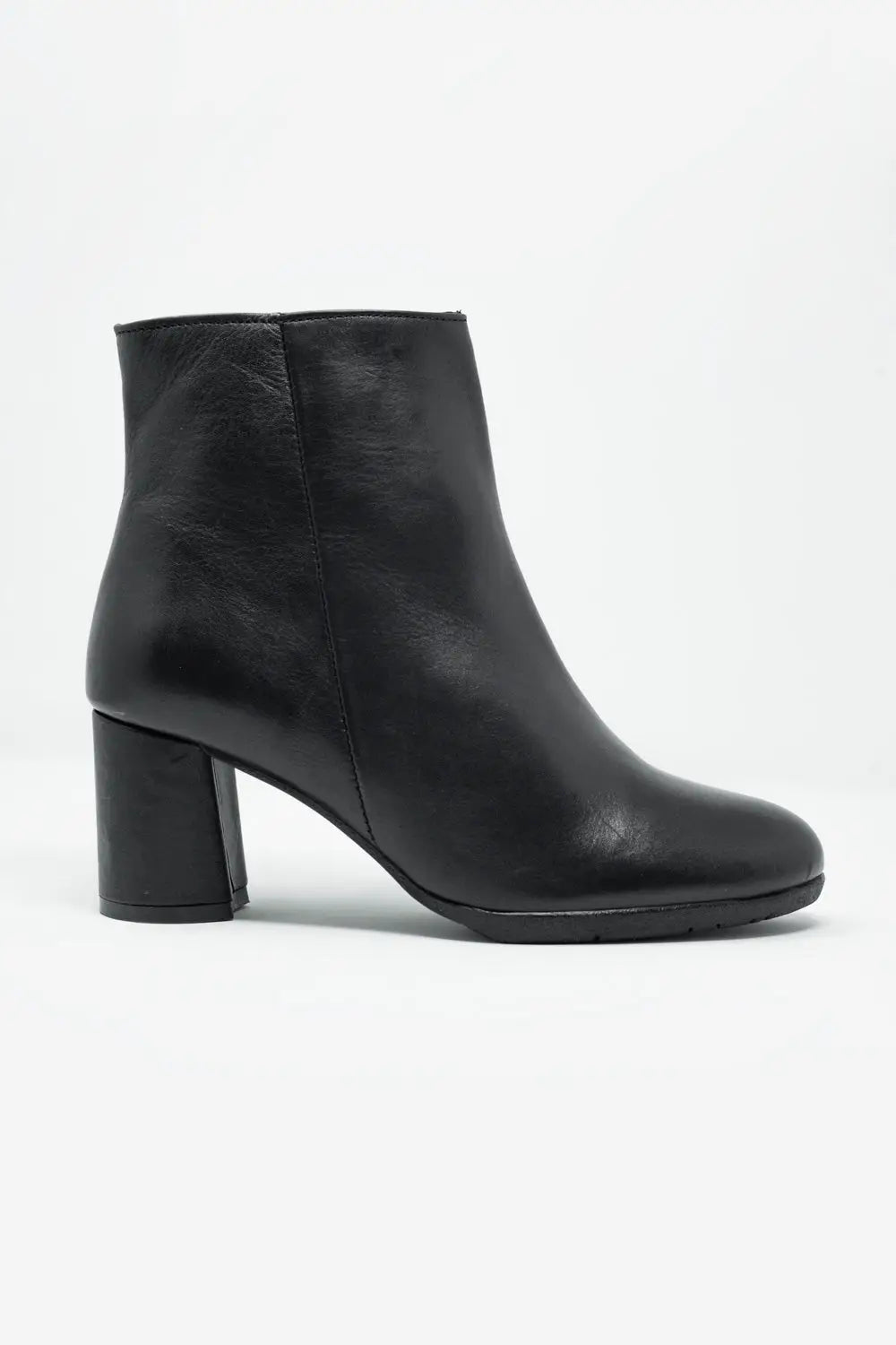 black blocked mid heeled ankle boots with round toe - Shoes