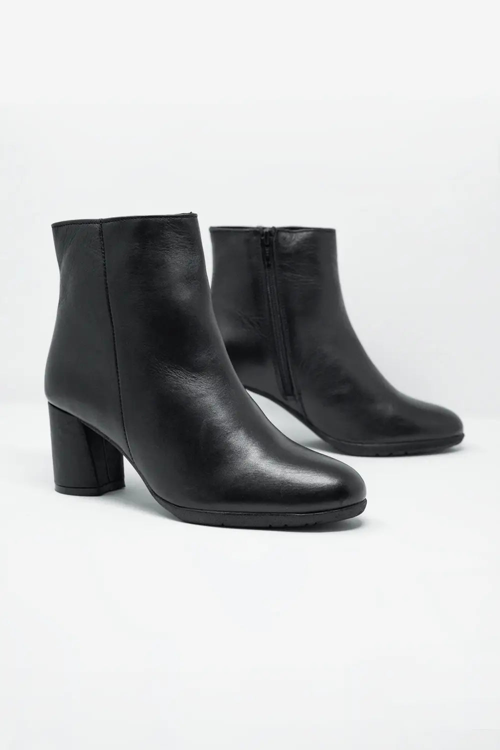 black blocked mid heeled ankle boots with round toe - Shoes