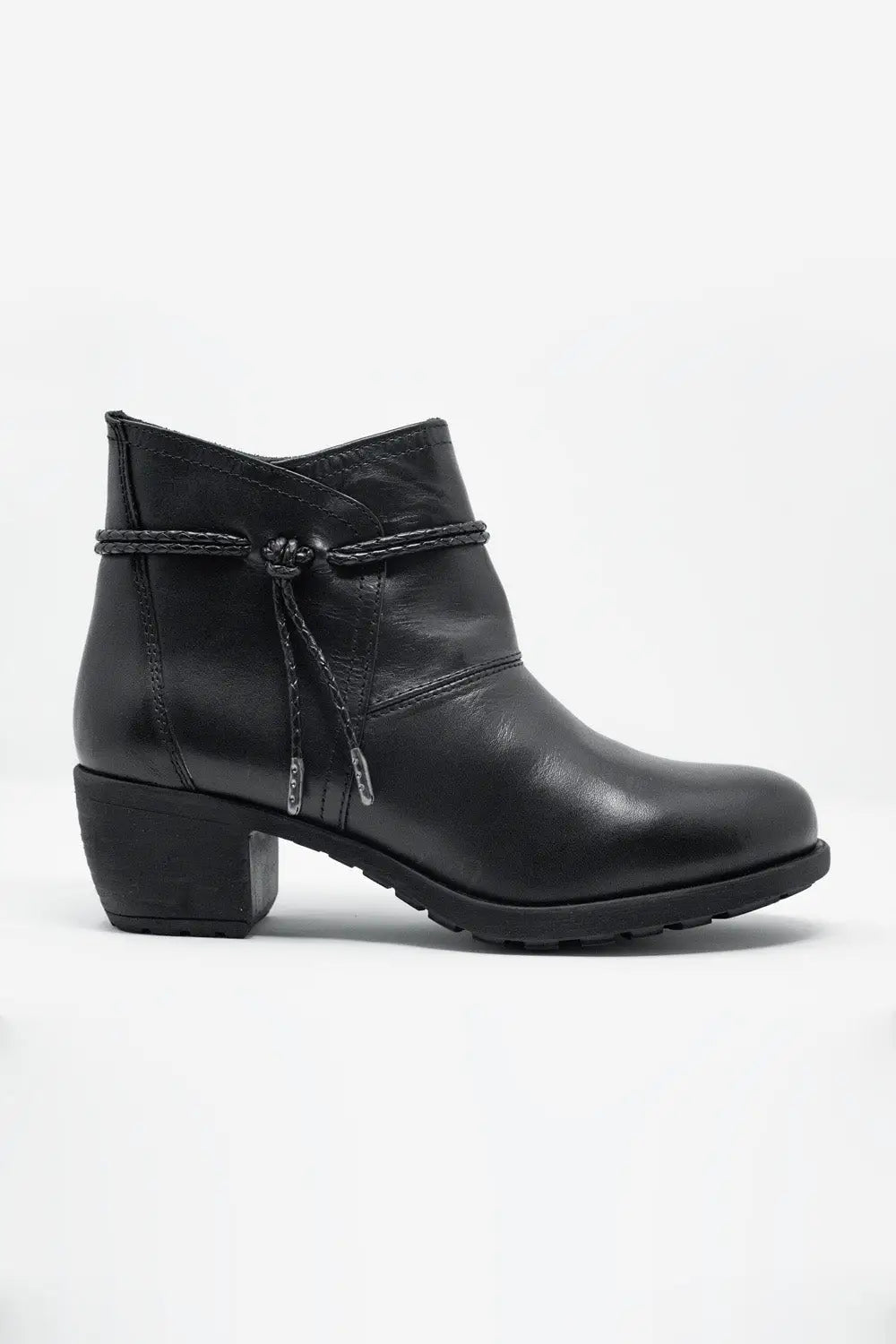 Black blocked mid heeled ankle boots - Shoes