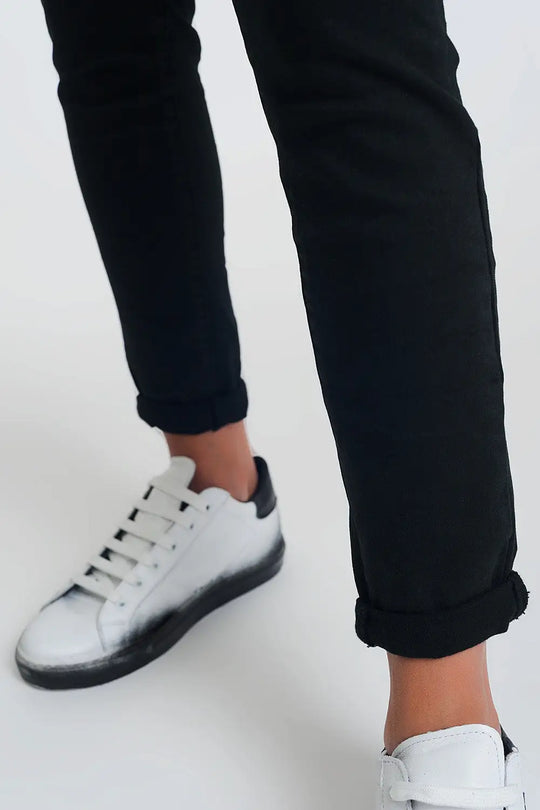 Black boyfriend pants with sequin pocket detail - Jeans