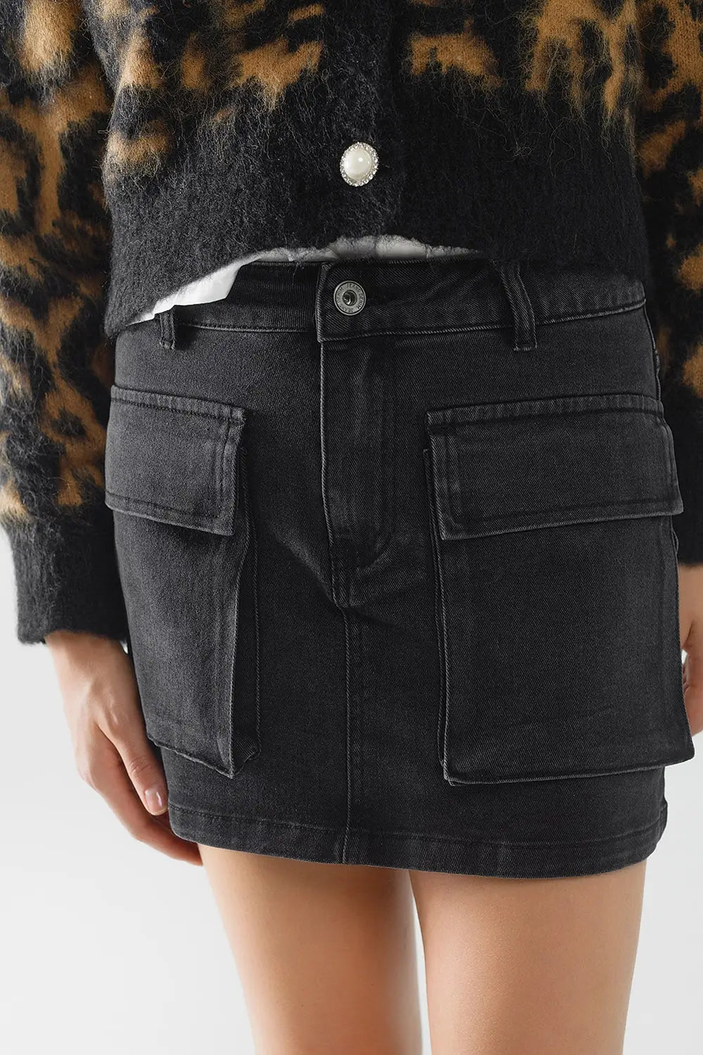 Black denim miniskirt with cargo pockets - Skirts