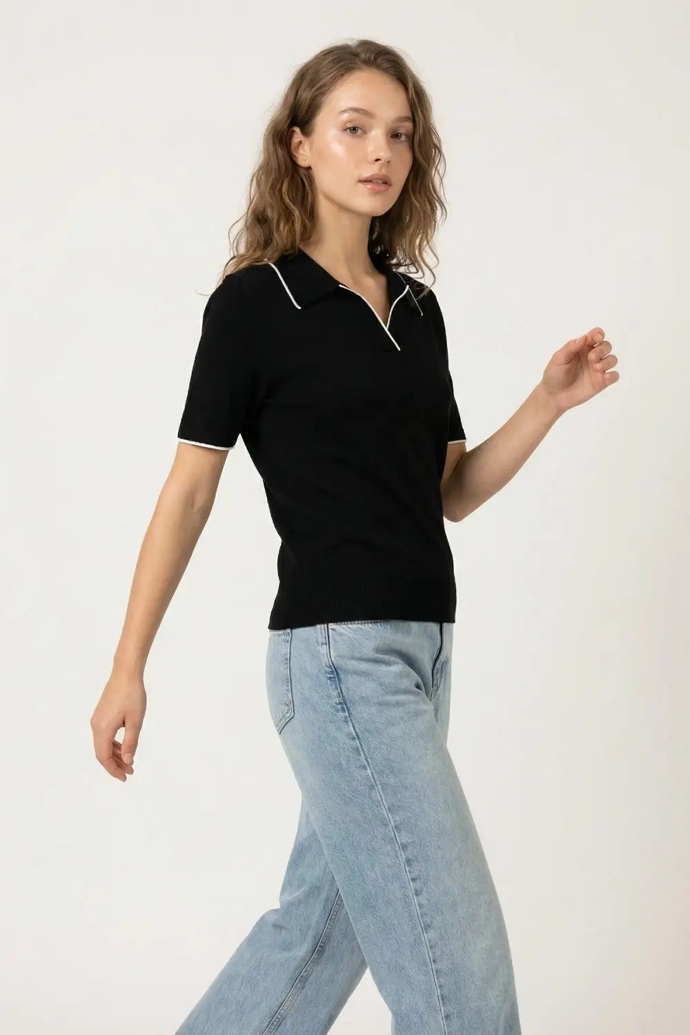 Black knit polo shirt with contrasting detail in white - One Size / Black
