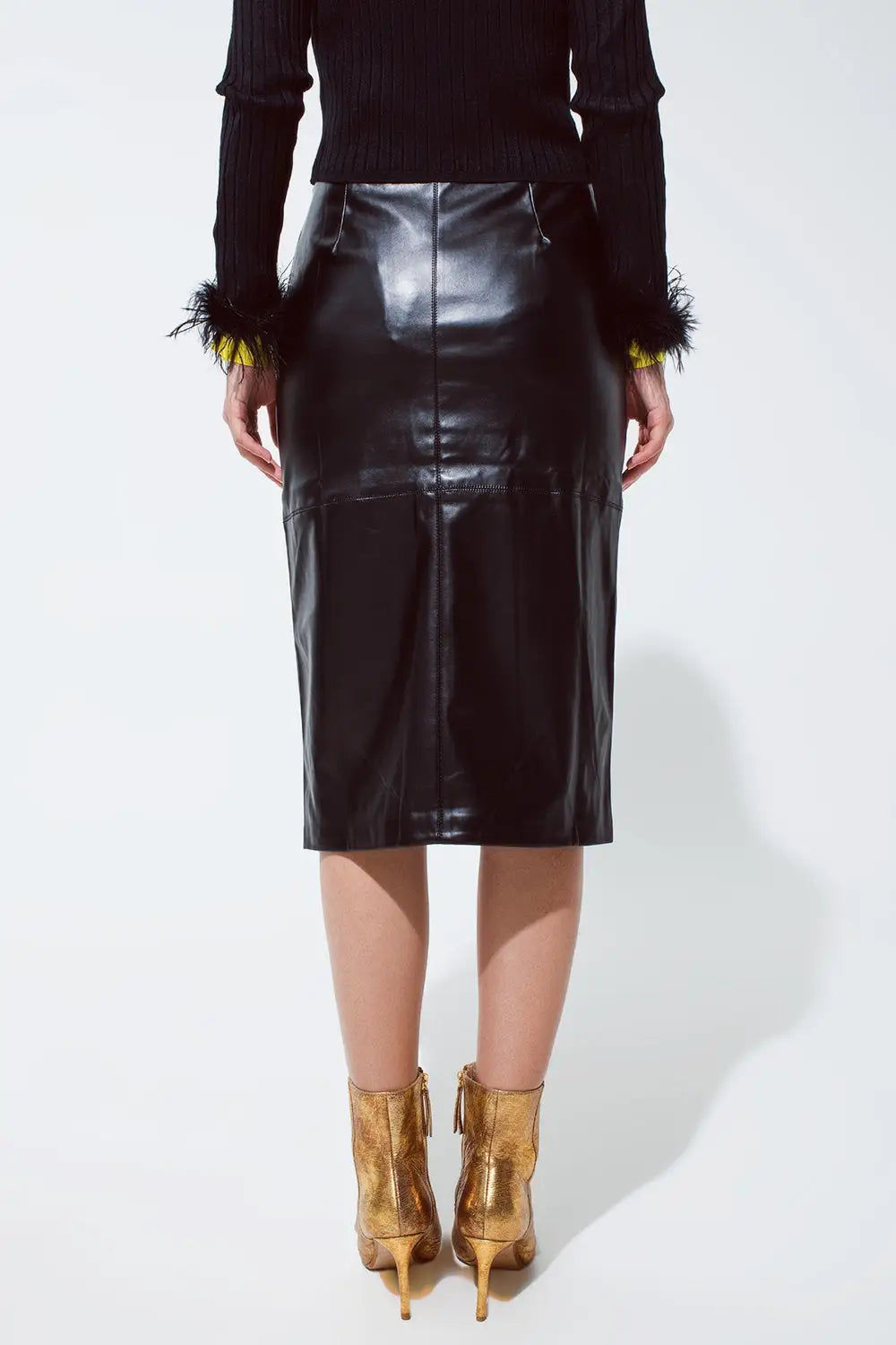 Black leatherette pencil cut skirt - Skirts