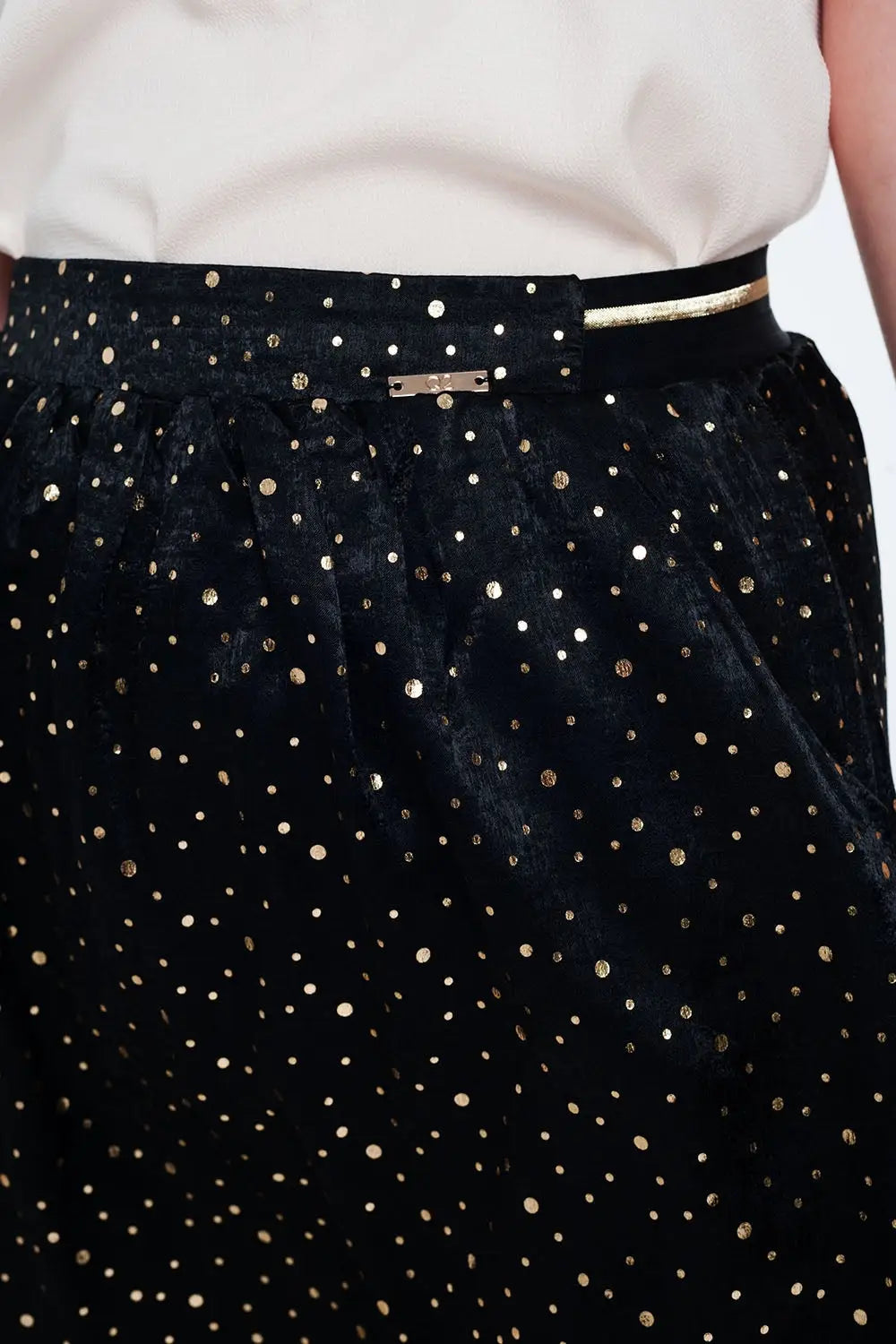 Black mini skirt with pleats in gold polka dot - Skirts