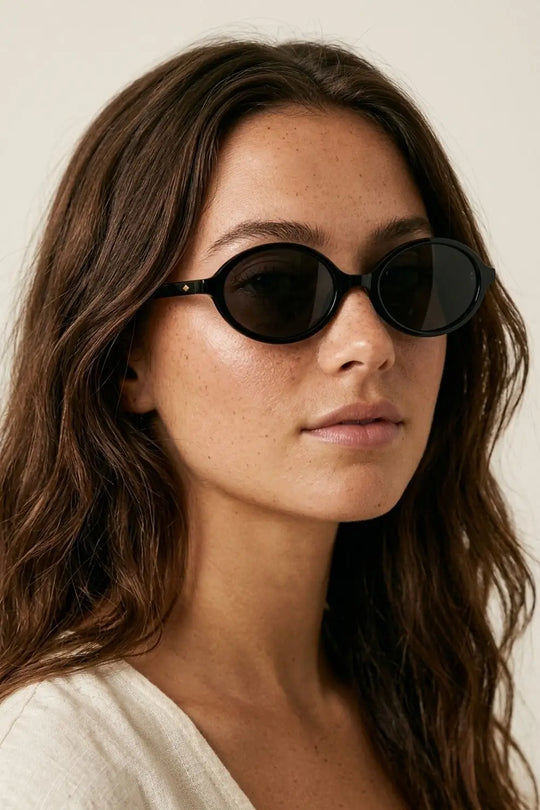 Black Oval Frame Glossy Finish Slim Retro Sunglasses - One Size / Black