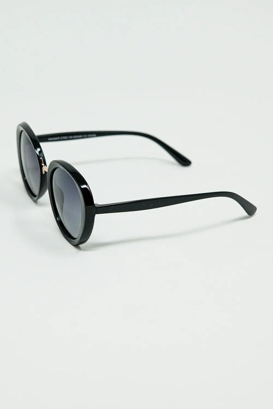 Black Oval Shaped Sunglasses with metal gold detail - One Size / Black
