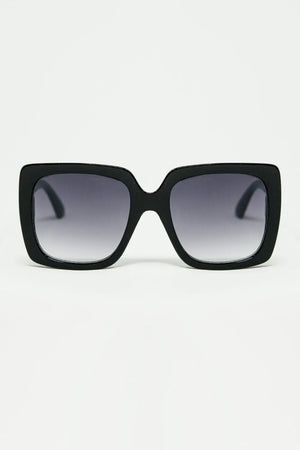 Q2 black Oversized square sunglasses with golden metallic detail
