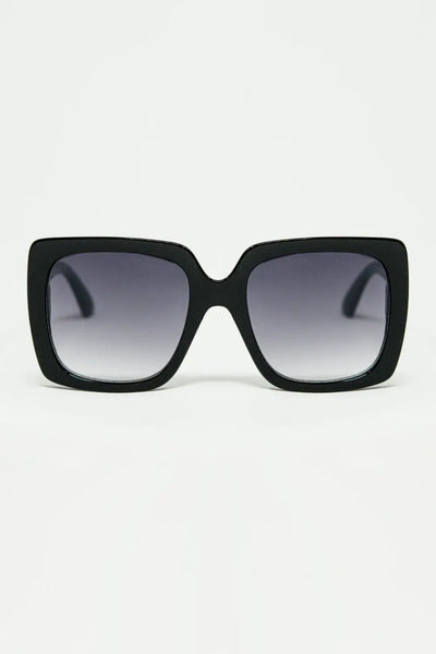Q2 black Oversized square sunglasses with golden metallic detail
