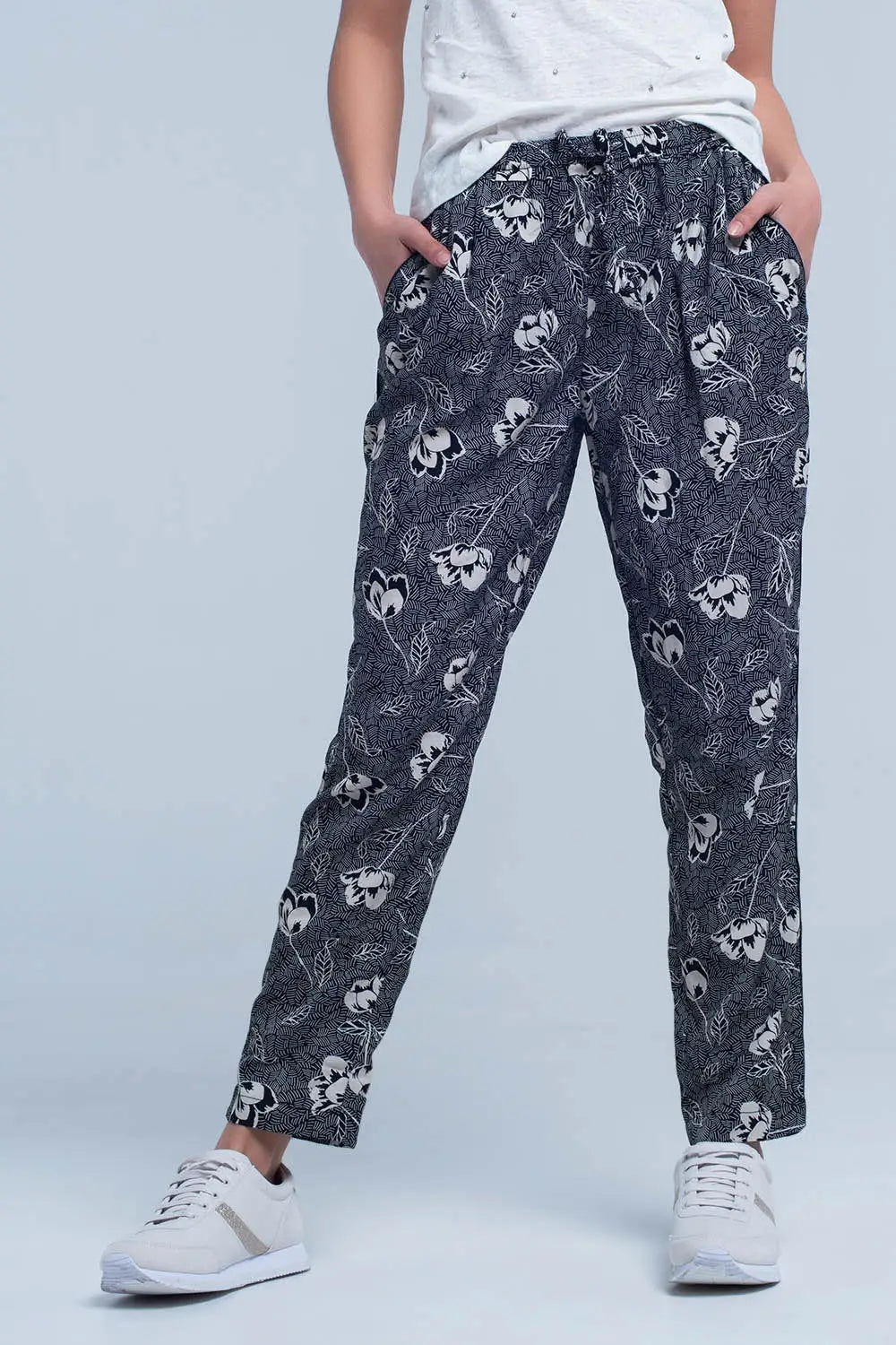 Black pants with floral print - Pants