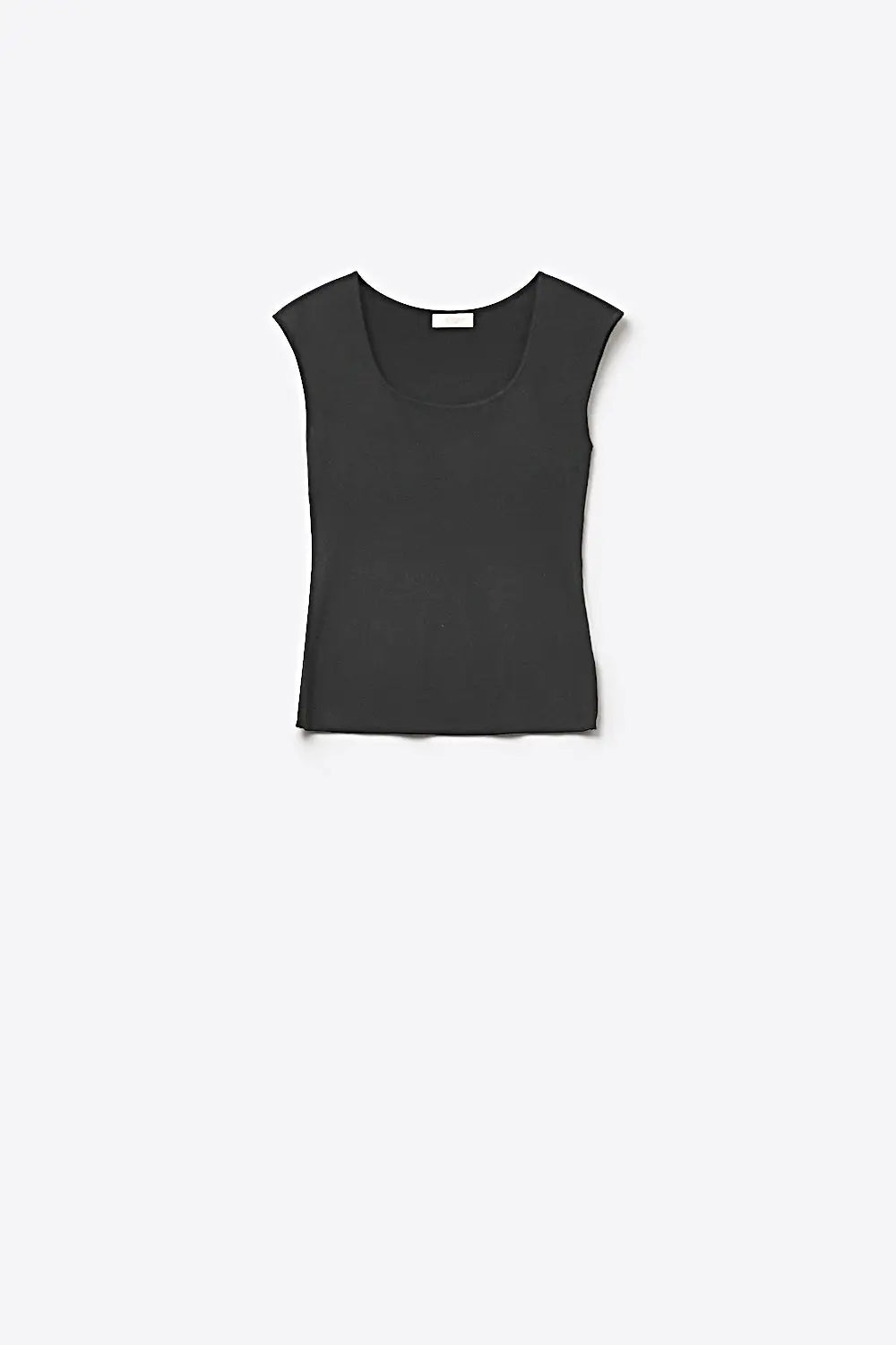 Q2 Black Stretch Knit Scoop Neck Sleeveless Top