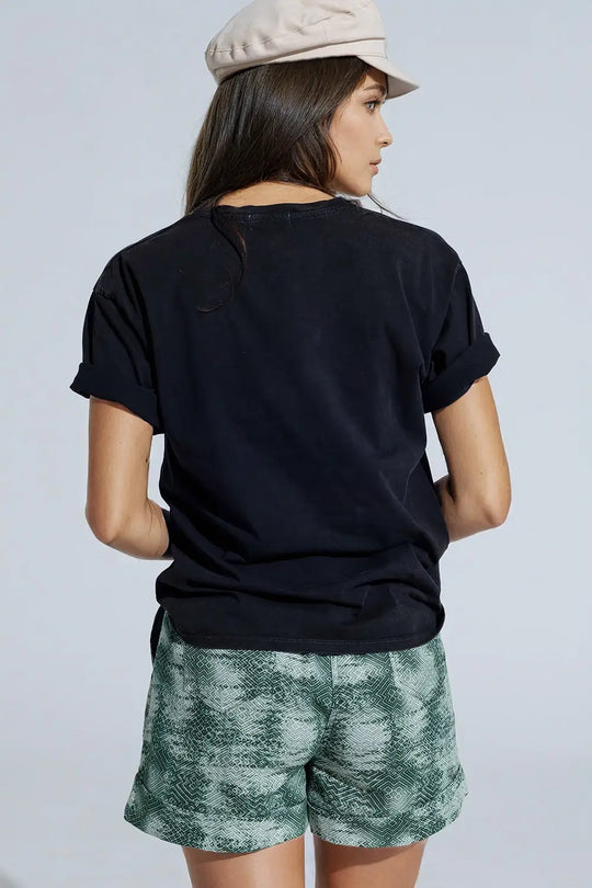 Black T-shirt With famous Names Logos At The Front - One Size / Black - Tops