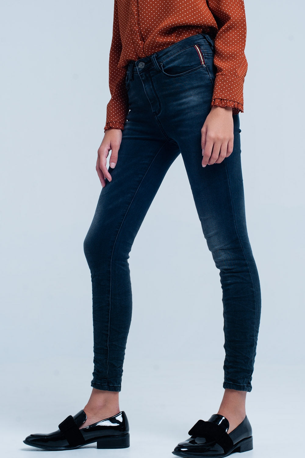 Q2 Black wrinkled skinny high-waisted jeans