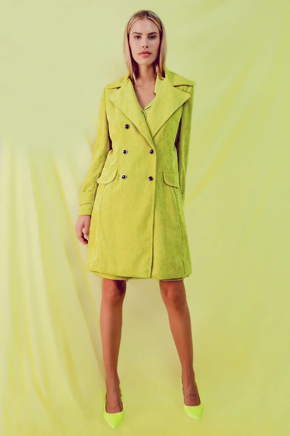 Blazer long avec boutons vintage en velours côtelé lime - Vestes