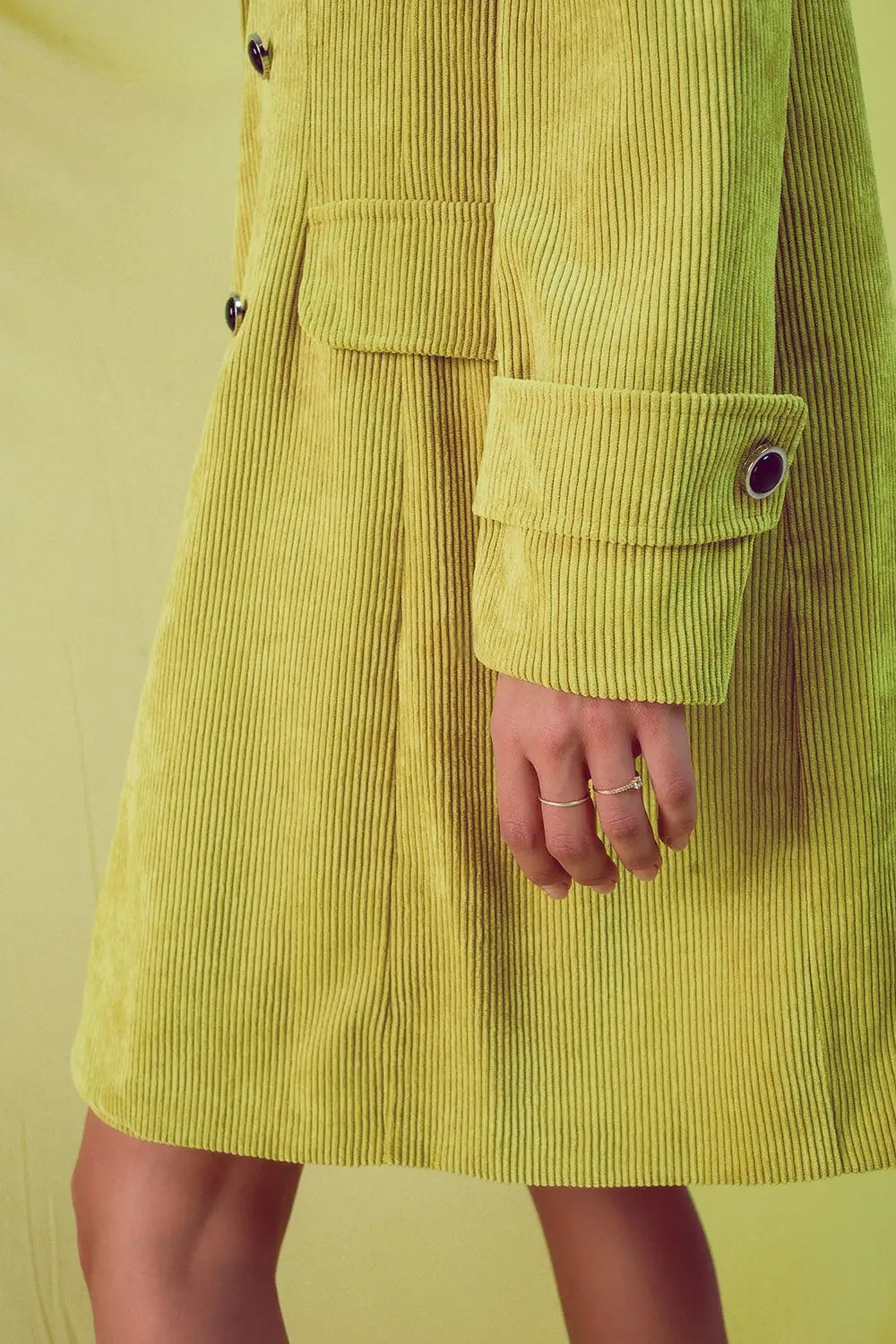 Blazer long avec boutons vintage en velours côtelé lime - Vestes