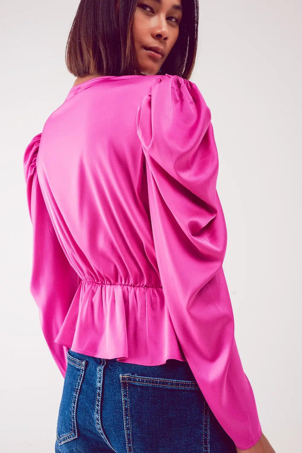 Blouse asymétrique à manches bouffantes en fuchsia - Tee-Shirt