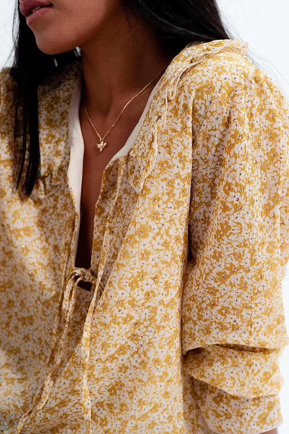 Blouse en mousseline avec lien sur le devant Imprimé à petites fleurs jaune - Tee-Shirt