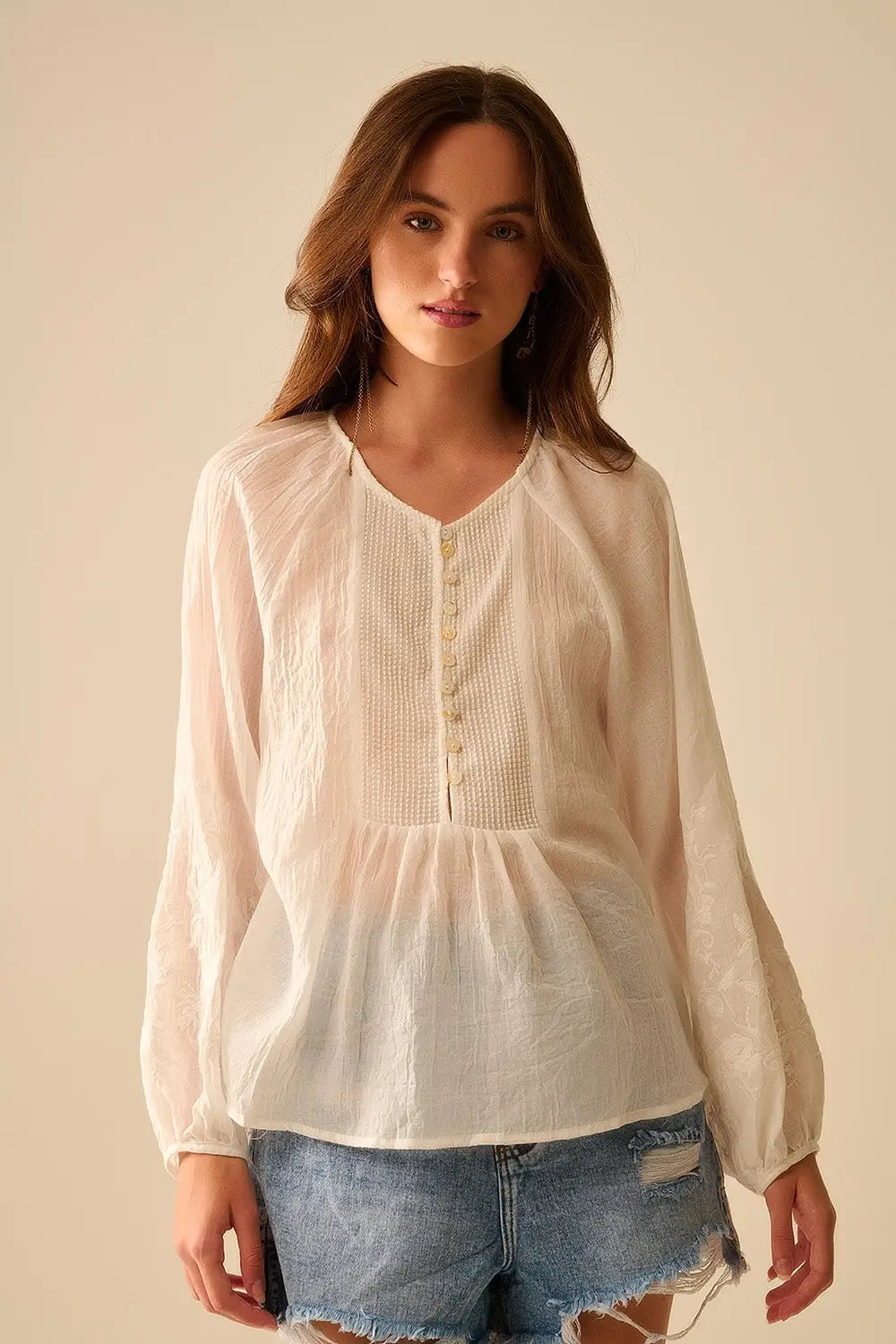 blouse en mousseline de soie blanche avec broderie sur les manches - Tee-Shirt