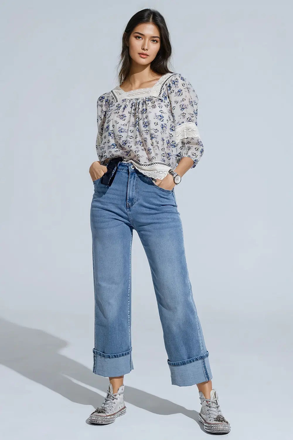 blouse romantique avec fleurs et dentelle - Tee-Shirt