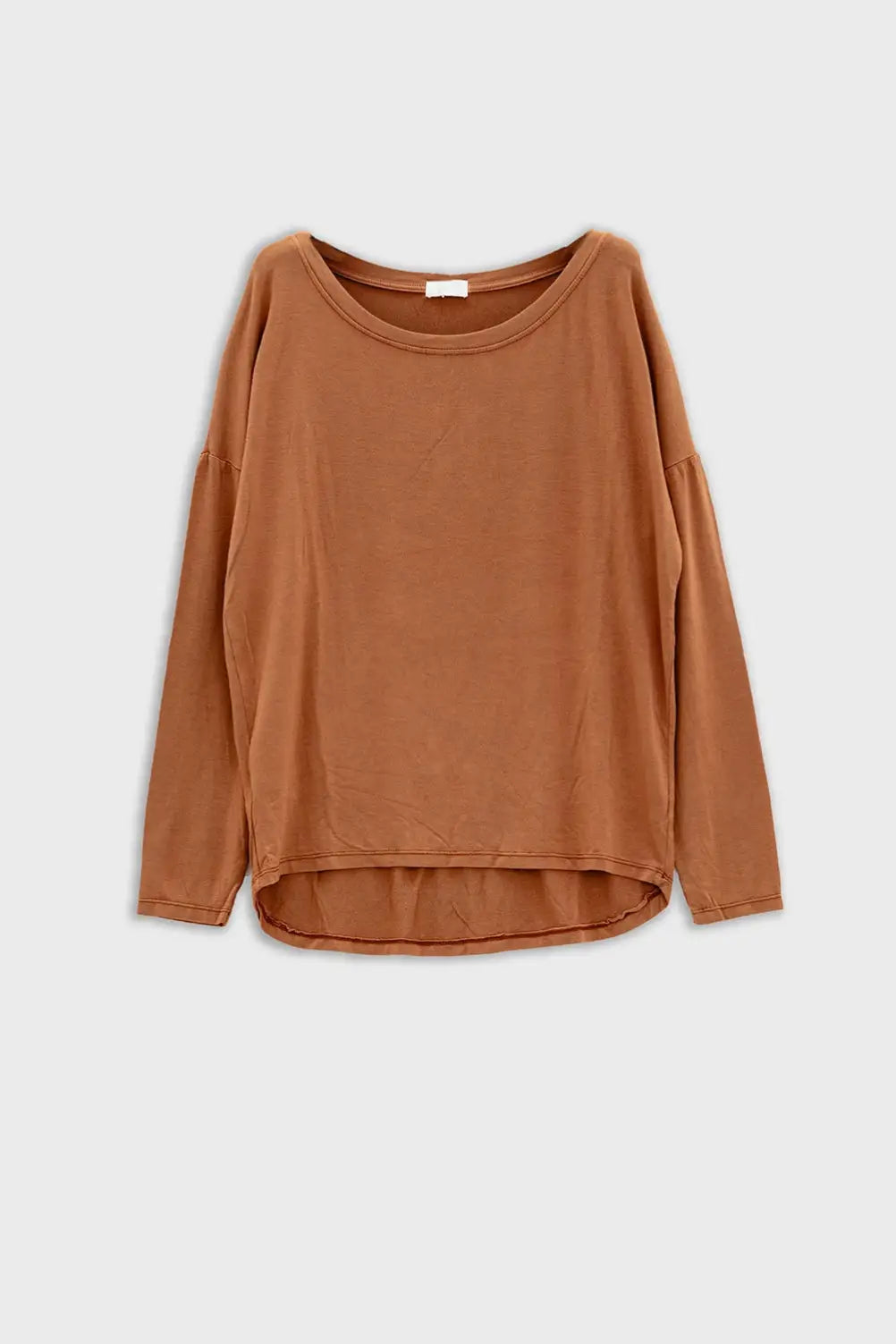 Q2 Boat neck Long sleeve t shirt in modal in camel color