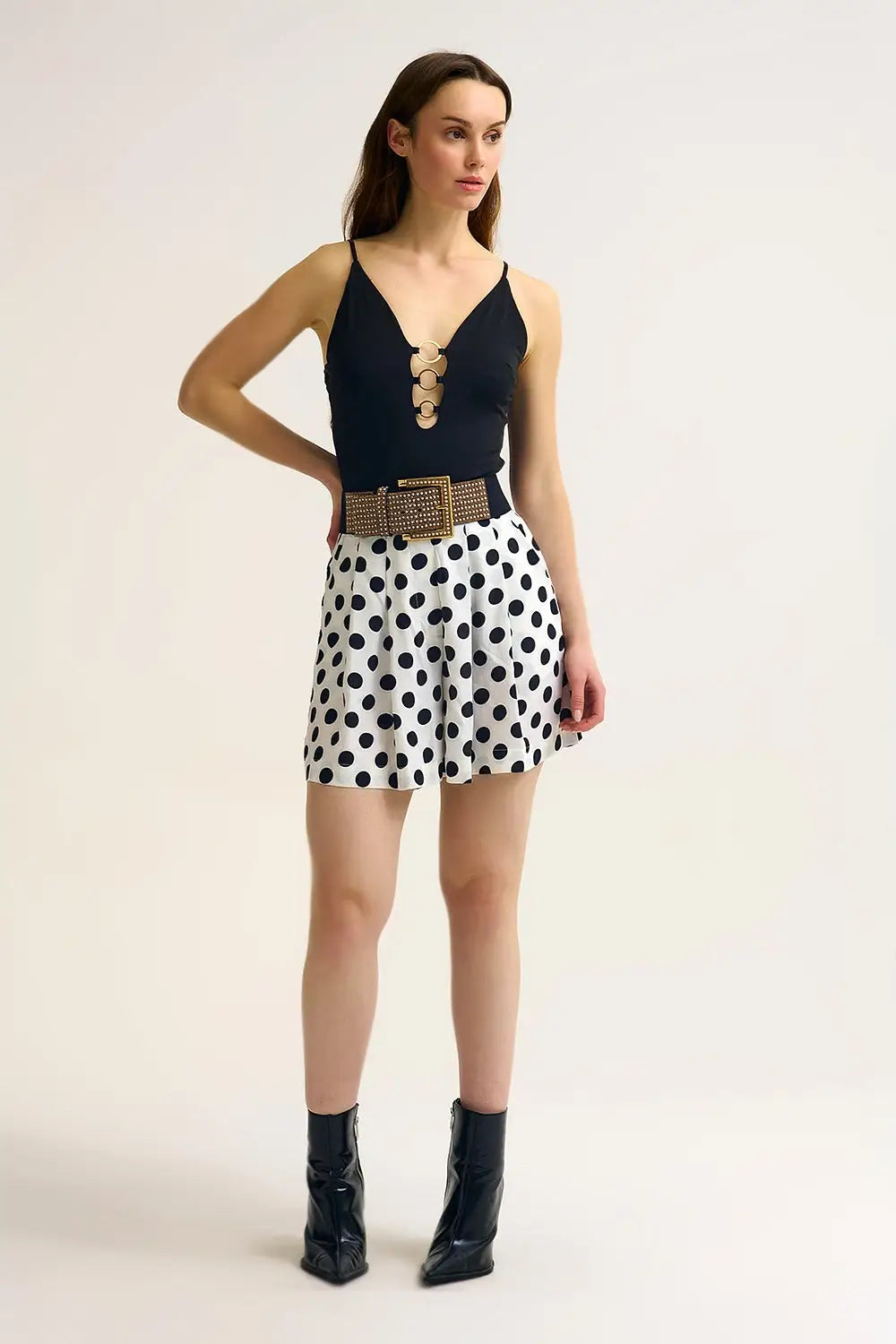 Body à col en V en tissu élastique avec anneaux en or noir - Tops
