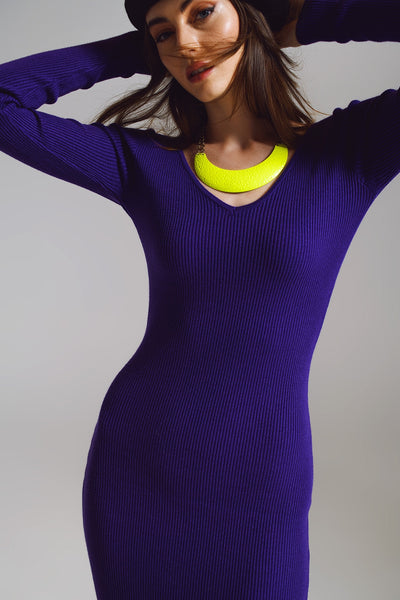 Bodycon Midi Knitted Dress With V-neckline in Purple