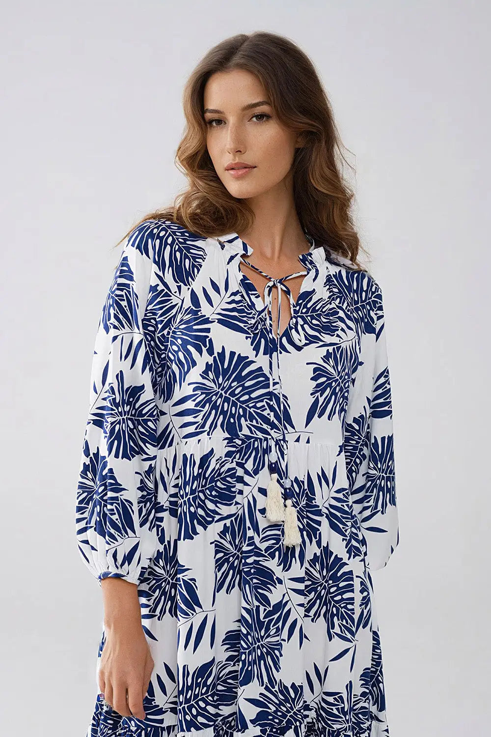 Boho Maxi Dress With Balloon Sleeves And Leaf Print In navy and White - Dresses