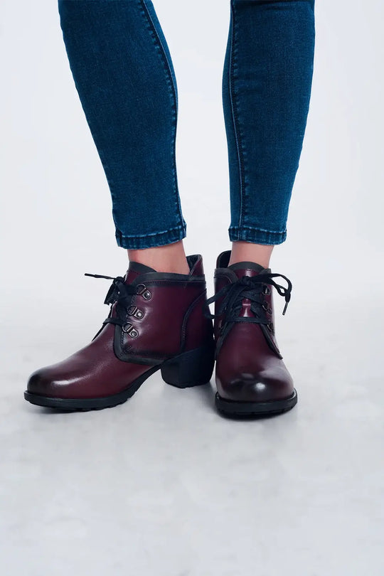 Bottes en cuir à lacets bordeaux - Chaussures
