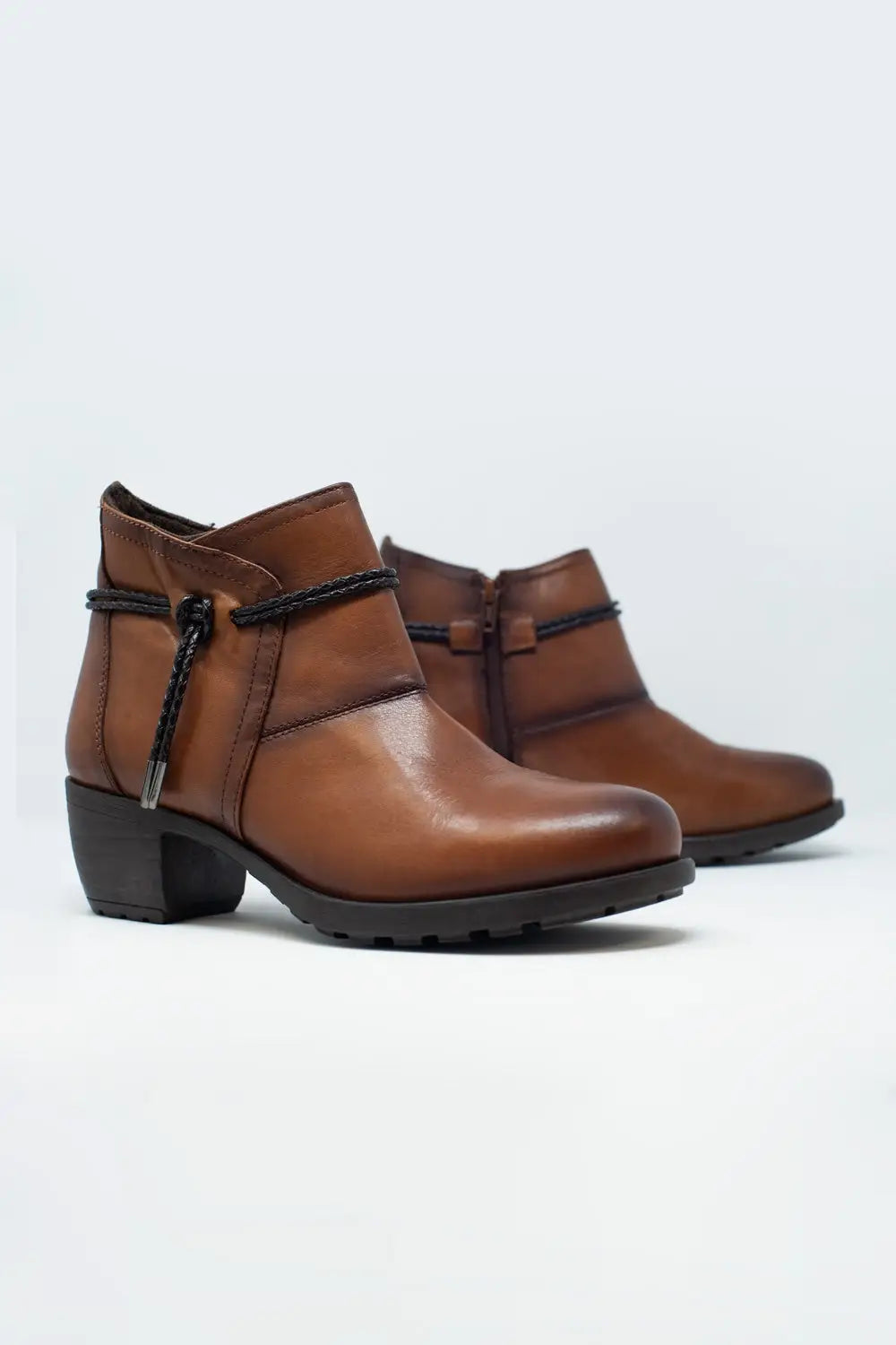Bottines à talons carrés mi-hauts avec bout arrondi Cuir marron - Chaussures