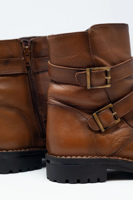 Bottines avec boucle marron - Chaussures