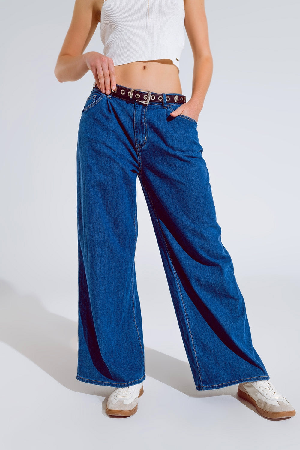 Boyfriend Wide leg  five pocket jeans in dark wash