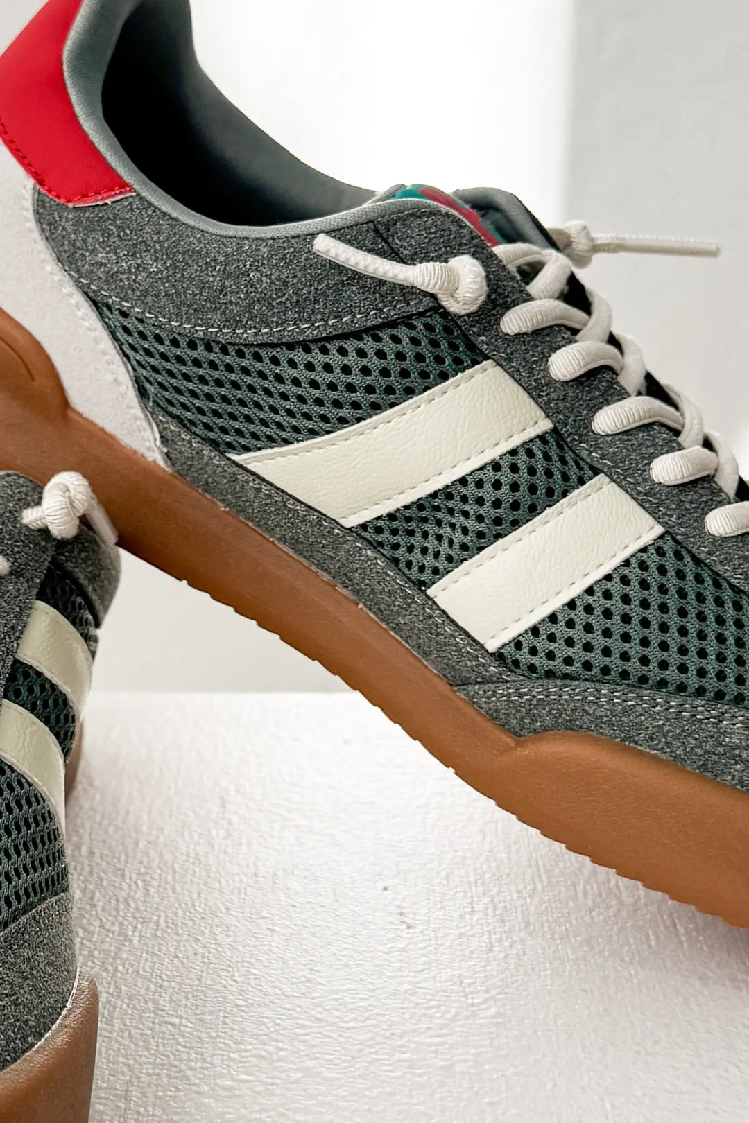 Brita Sneaker in Green - 120 Sneakers