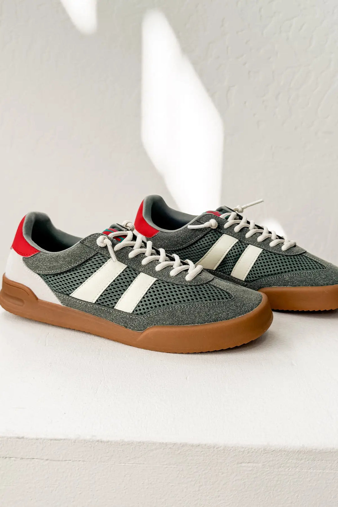 Brita Sneaker in Green - 120 Sneakers