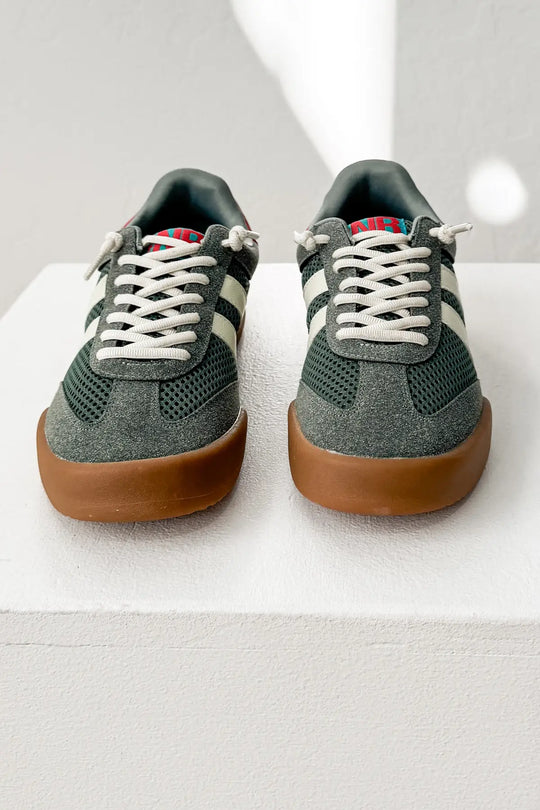 Brita Sneaker in Green - 120 Sneakers