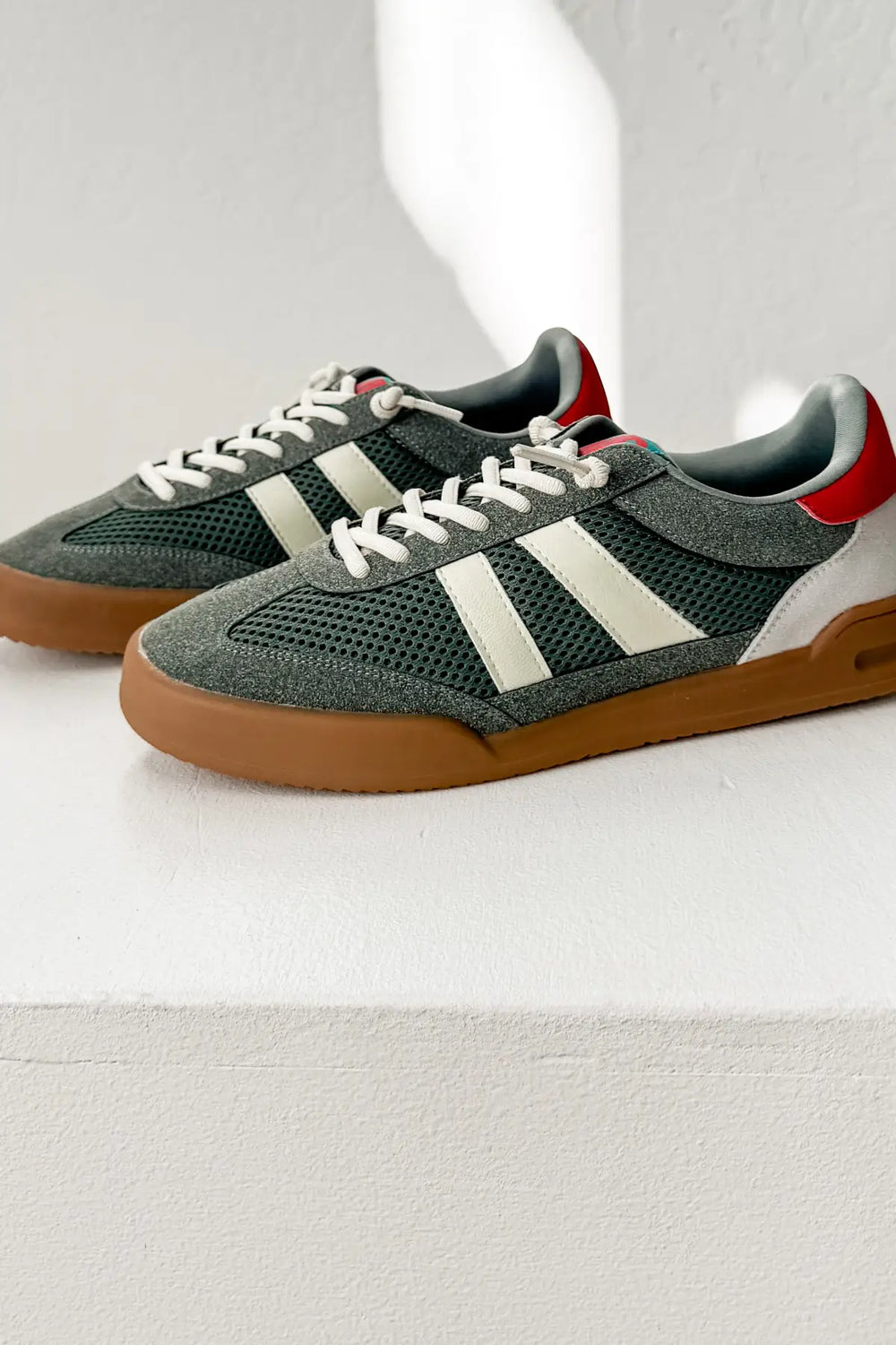 Brita Sneaker in Green - 120 Sneakers