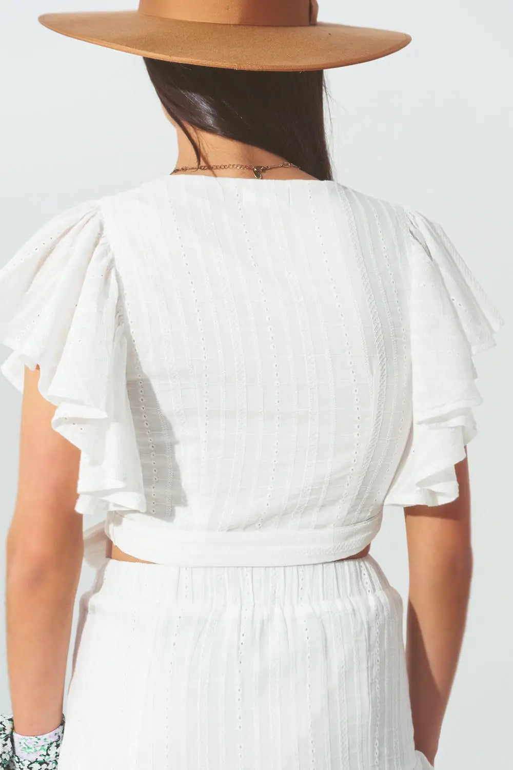 Broderie Wrap Crop Top en Blanc - Tee-Shirt