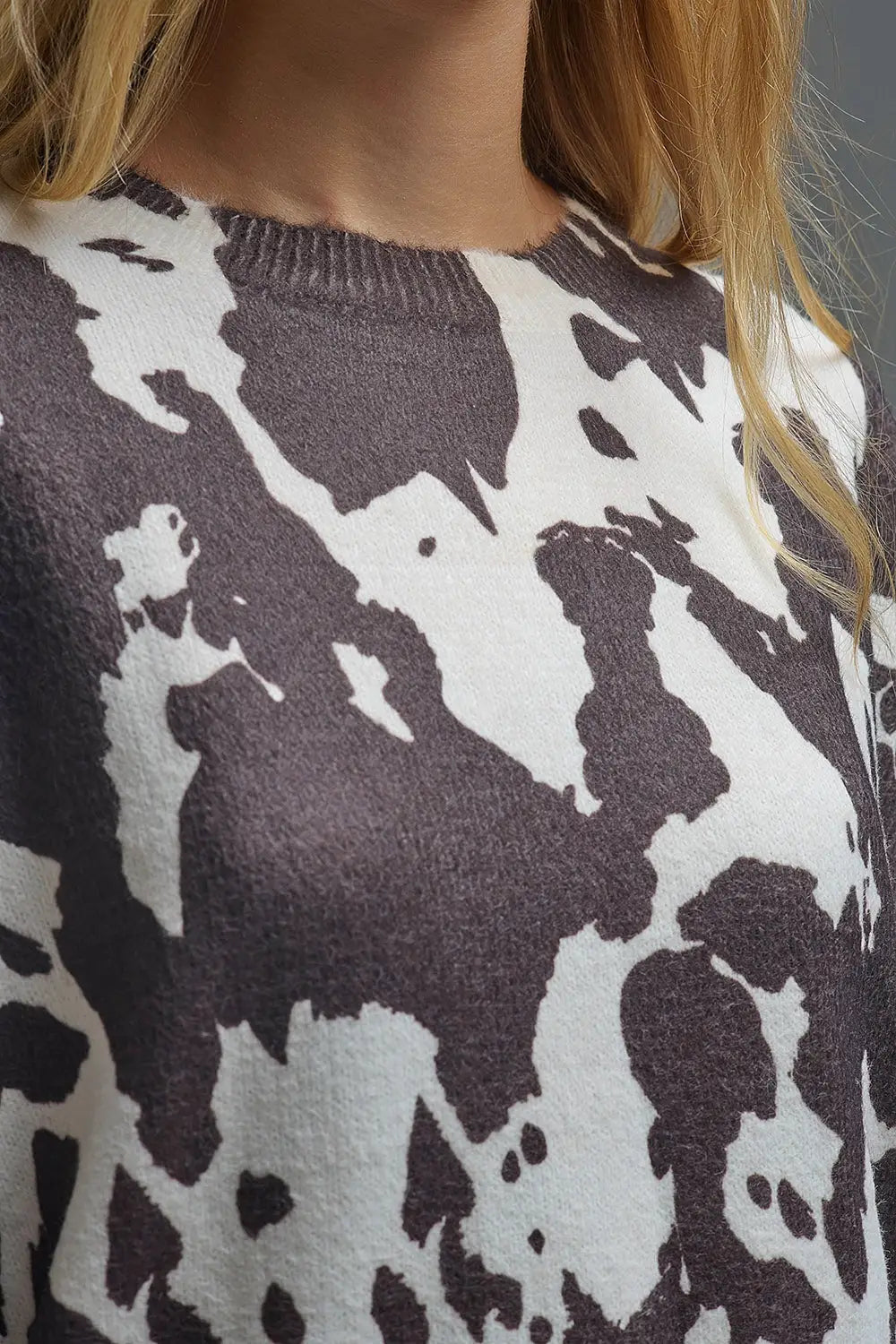 Brown-and-beige Cow Print Sweater in extra soft knitted - One Size / Brown - Sweaters