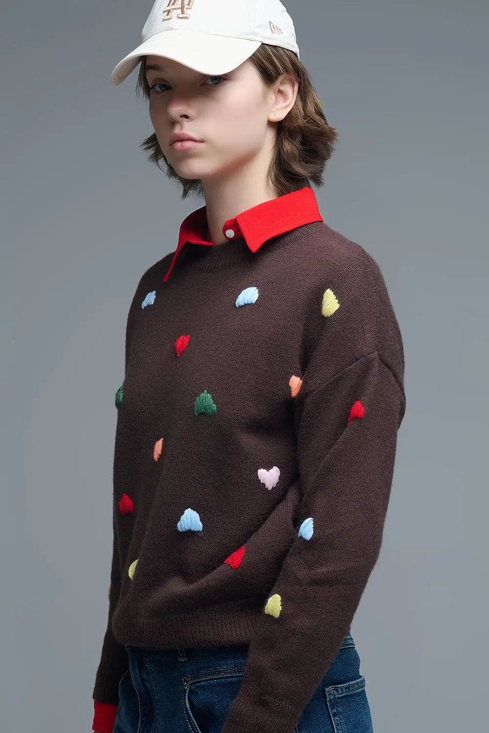 Brown Crew neck Sweater With Multicolor Embroidered Hearts - One Size / Brown - Sweaters