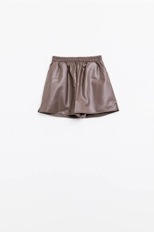 Brown faux leather shorts with gathering at the waist with drawstring - Pants