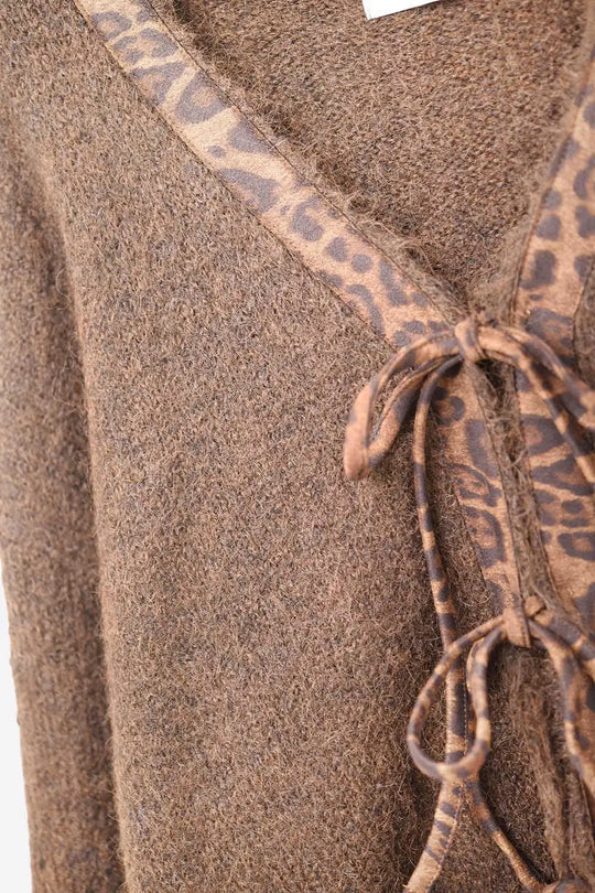 Brown knitted cardigan with leopard embroidered detail - One Size / Brown