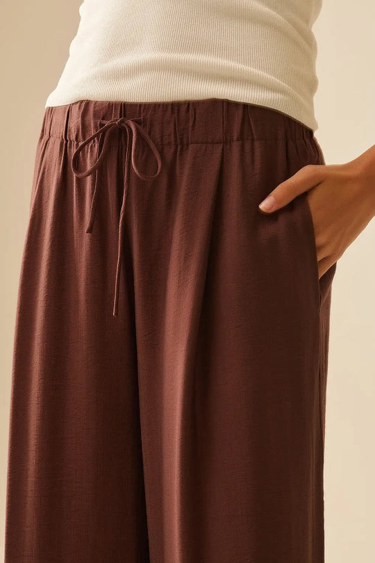Brown pants with wide leg in light viscose fabric - Pants