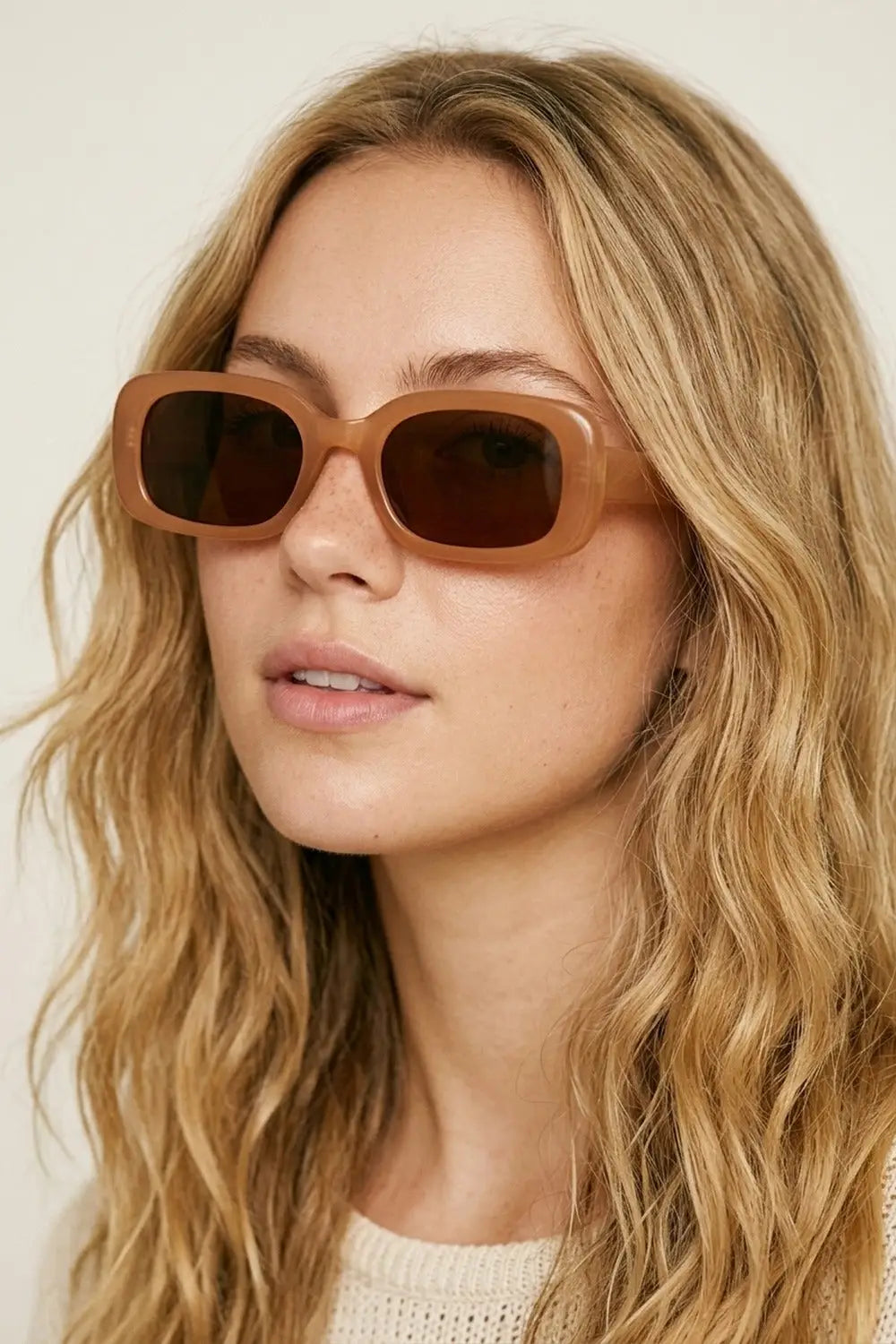 Brown Rectangle Frame Glossy Finish Chunky Sunglasses - One Size / Beige