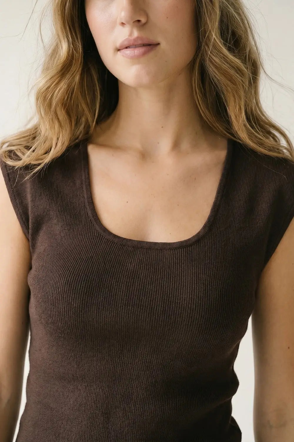Brown Ribbed Knit Sleeveless Scoop Neck sweater - One Size / Brown