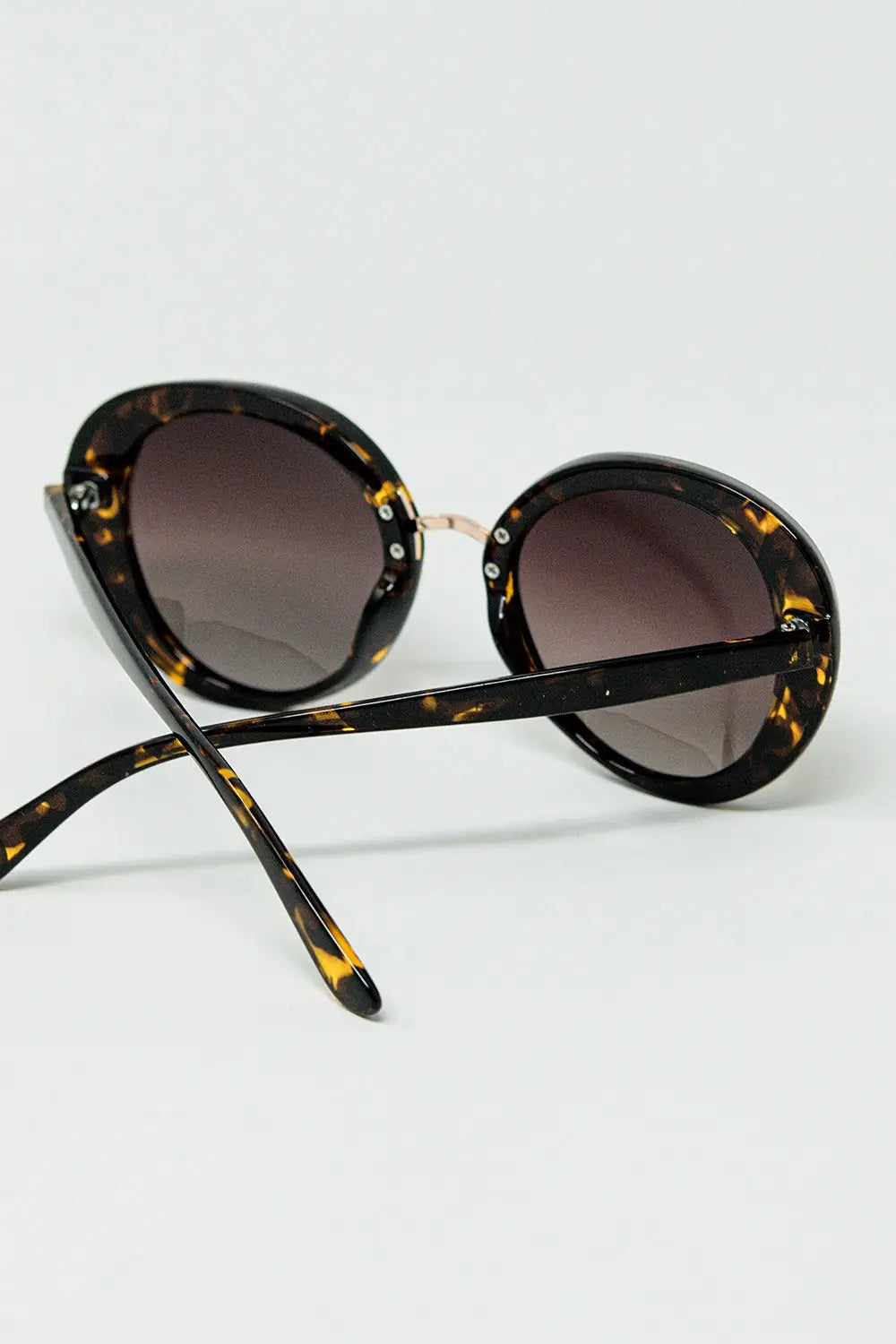 Brown Sunset Spot Oval Shaped Sunglasses - One Size / Brown