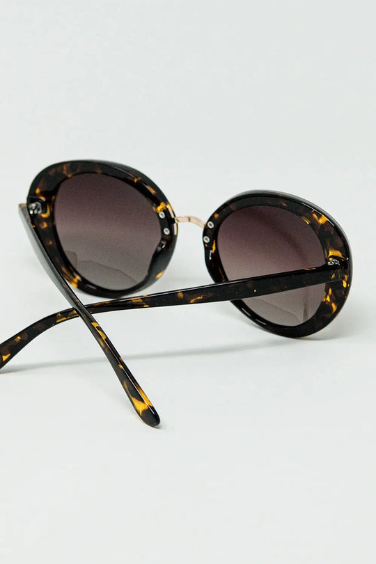 Brown Sunset Spot Oval Shaped Sunglasses - One Size / Brown