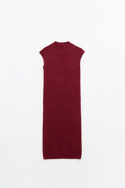 burgundy bodycon sleeveless midi dress