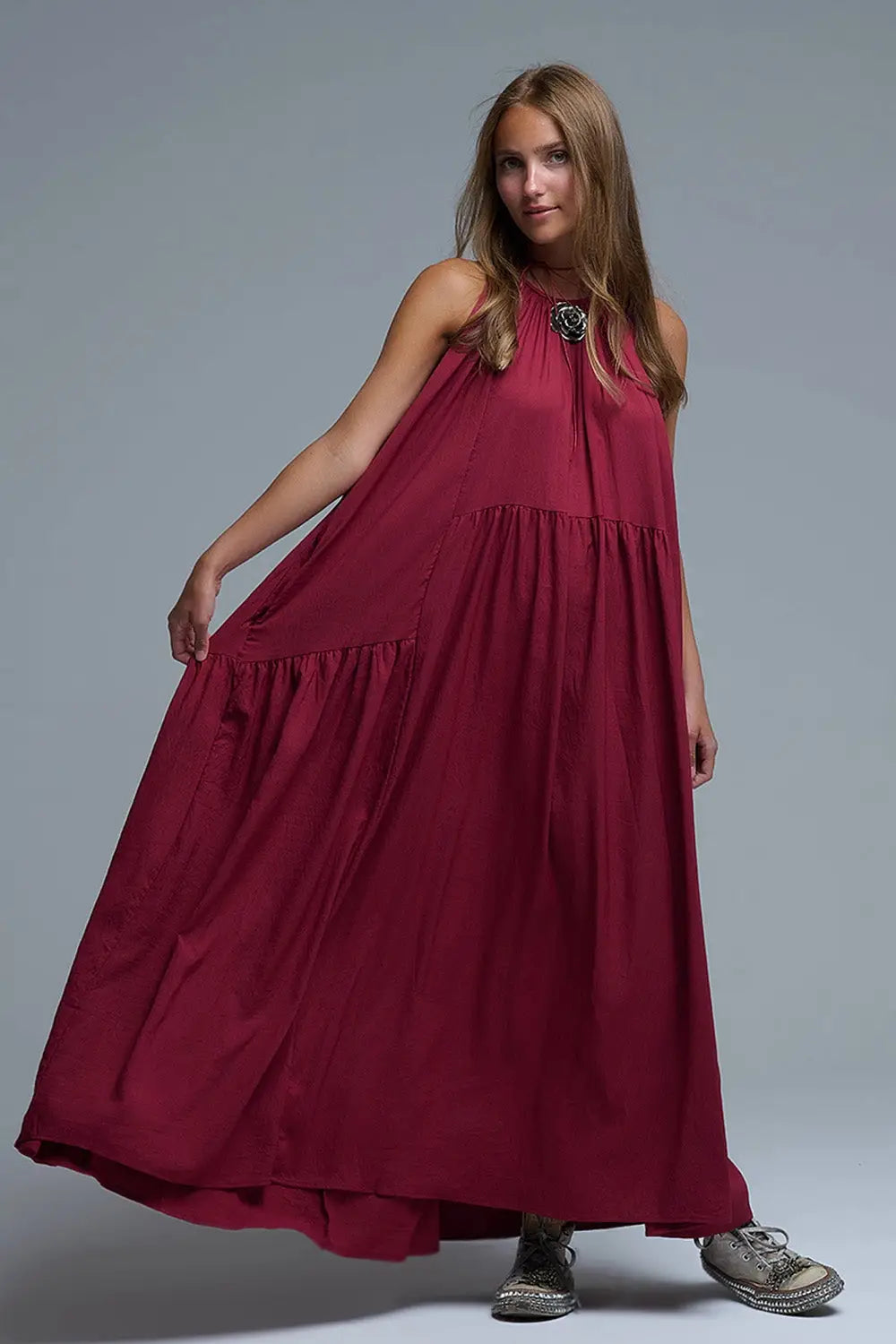 Burgundy Halter Neck Maxi Dress With Seam Detailing - Dresses