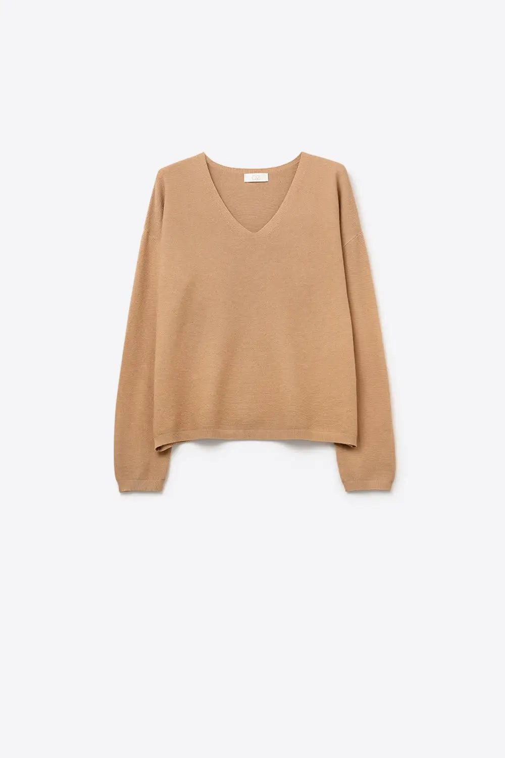 Q2 Camel Fine Knit V-Neck Sweater with Subtle Linear Texture